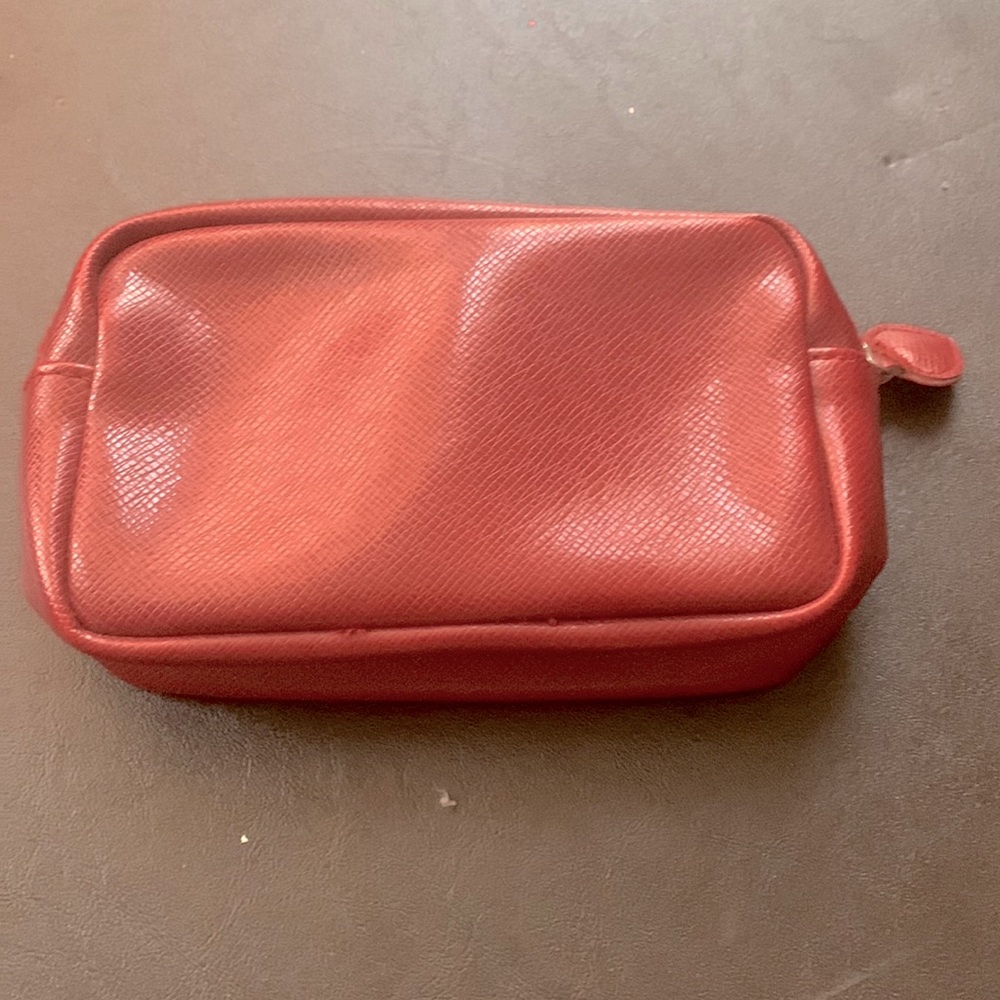 Wine 🍷 colored clutch/makeup bag